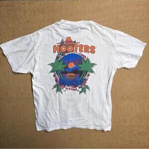 90s Vintage Hooters Honolulu Rare Single Stitch Shirt Size L